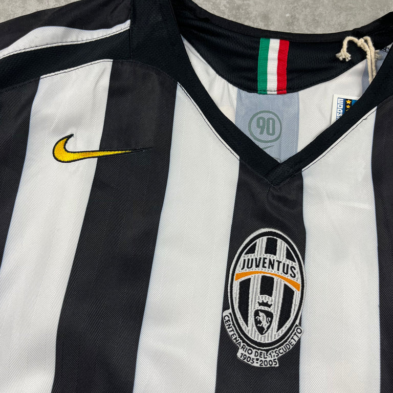 Juventus 2005/06 Home Shirt
