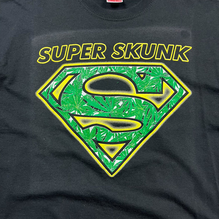 Super Skunk Humour Tee (2000s)