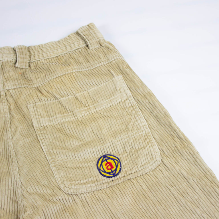 Jumbo Corduroy Shorts (90s)
