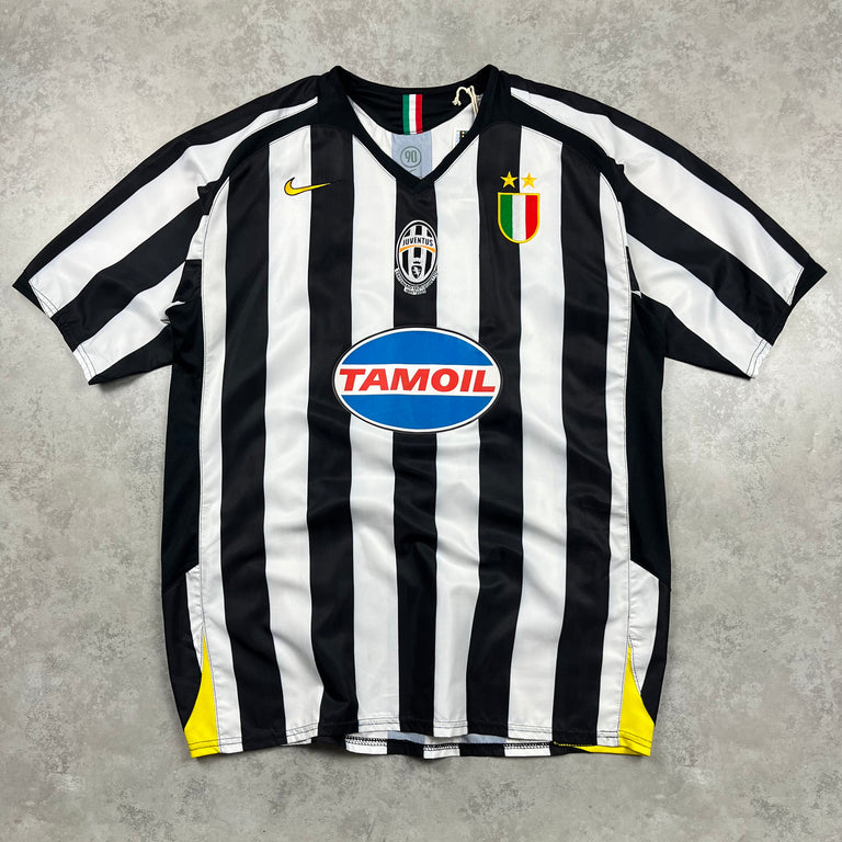Juventus 2005/06 Home Shirt
