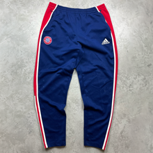 Load image into Gallery viewer, Bayern Munich Tracksuit (90s)
