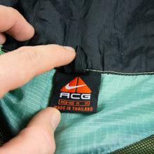 Load image into Gallery viewer, Nike ACG Windbreaker (90s)
