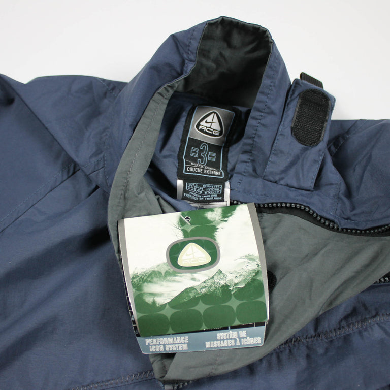 Nike ACG Kayak Pullover (2000s)