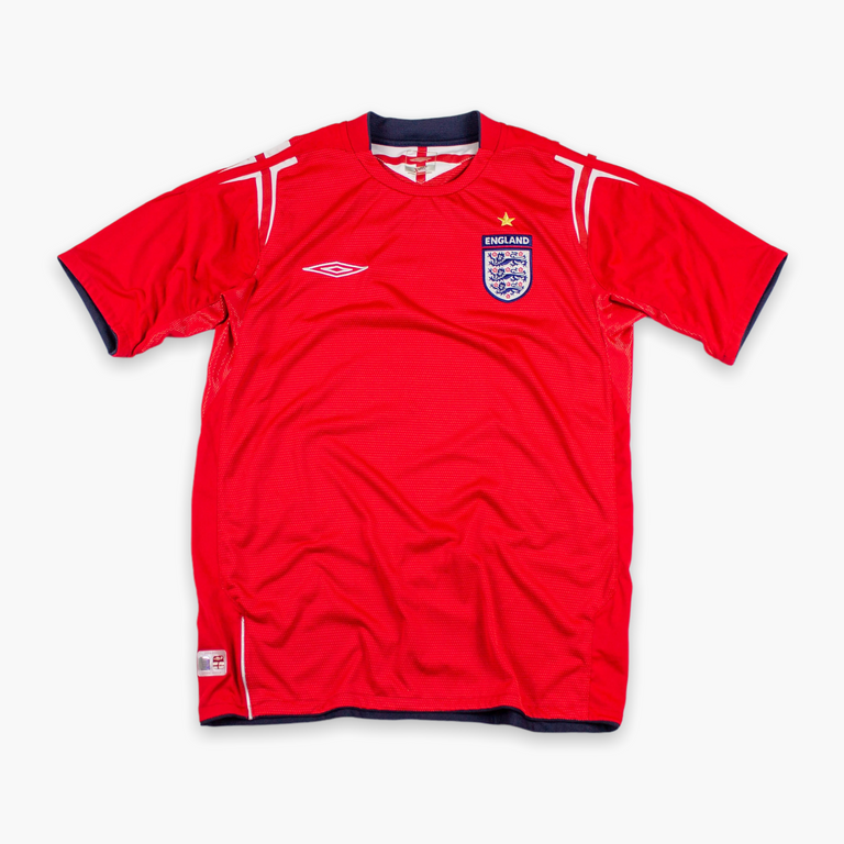 2004/06 England Away Shirt (2000s)